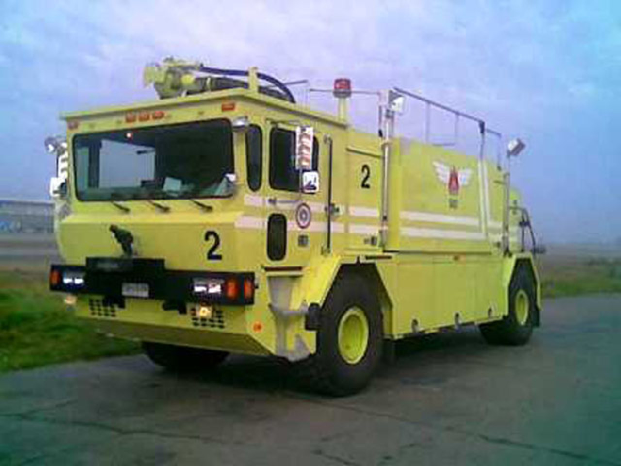 Fire Engines Photos - Oshkosh T-1500 Concepcion Airport Chile
