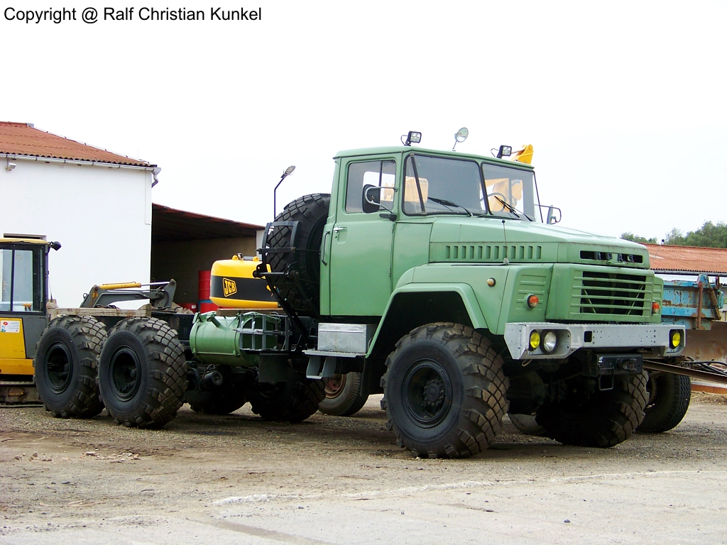 KrAZ 260 - Hersteller: Krementschuker Automobilwerk/ UdSSR ...