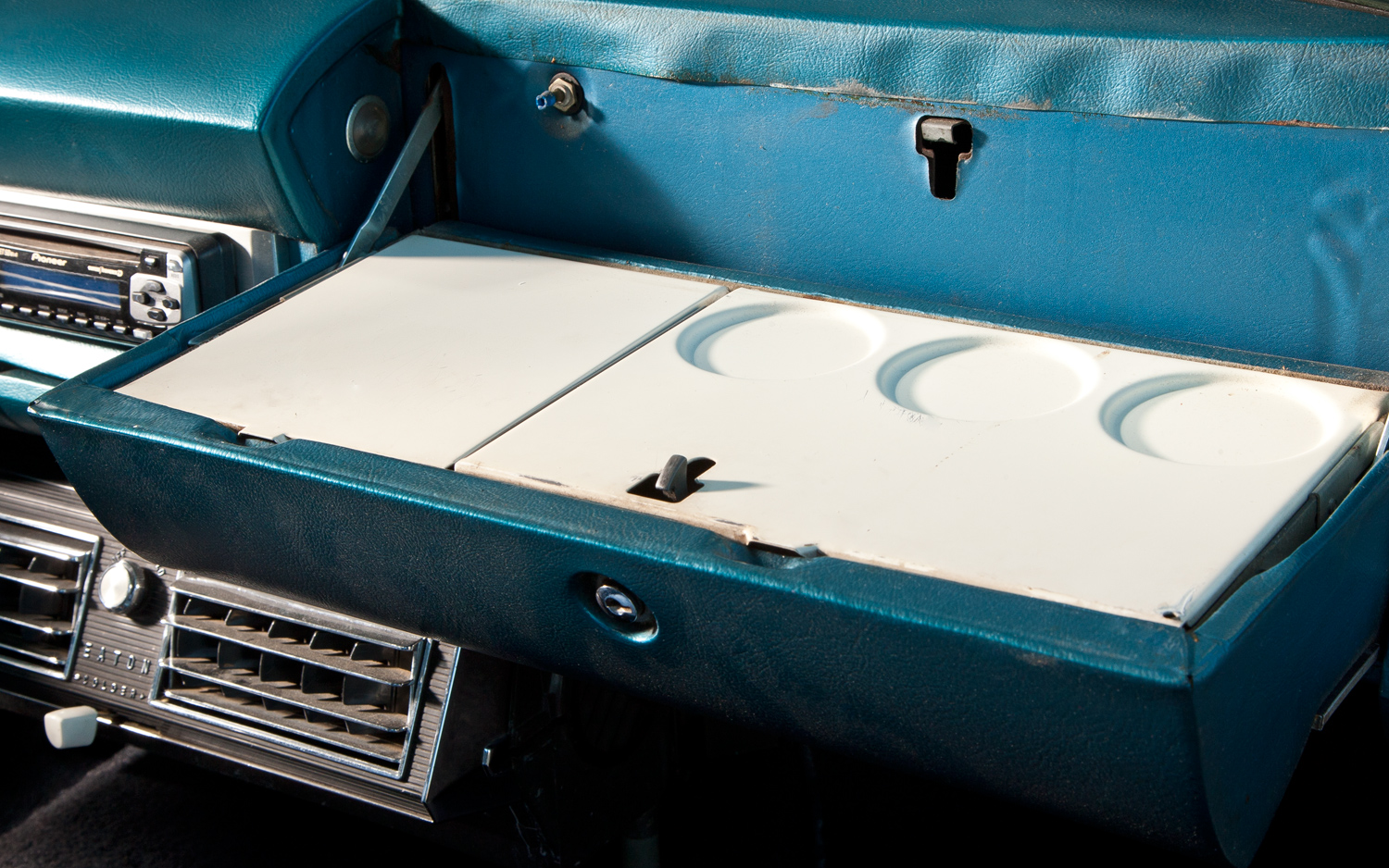 1962 Studebaker Lark Wagonaire Daytona Dashboard Tray Photo 5