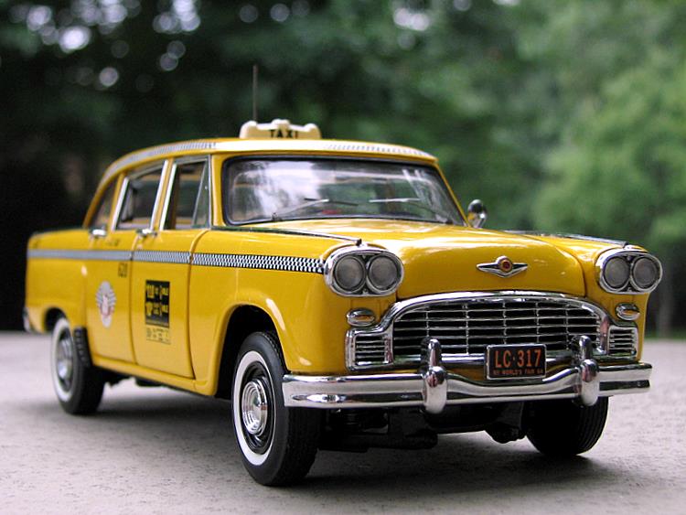 Franklin Mint 1:24 1963 Checker Taxi Cab - Diecast Zone