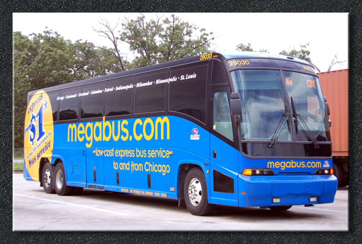 MCI E4500 Model Bus Specifications