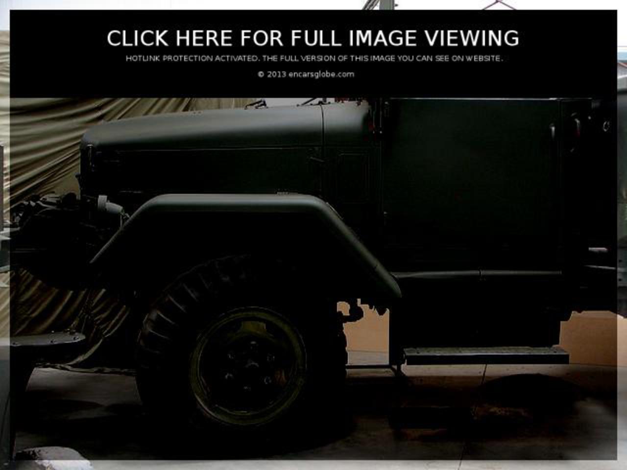 REO 2 Ton 6X6 Military Truck with Searchlight: Photo gallery ...