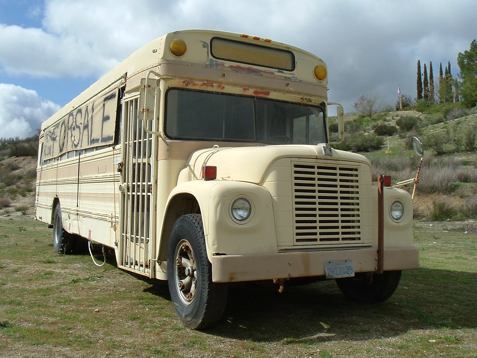 1969 International Harvester, Loadstar 1600, 32' school bus ...