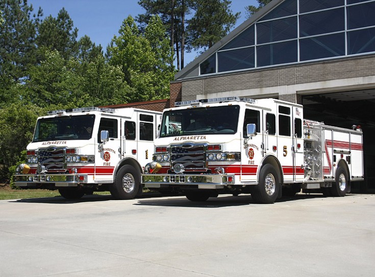 Pierce fire engine. Best photos and information of modification.