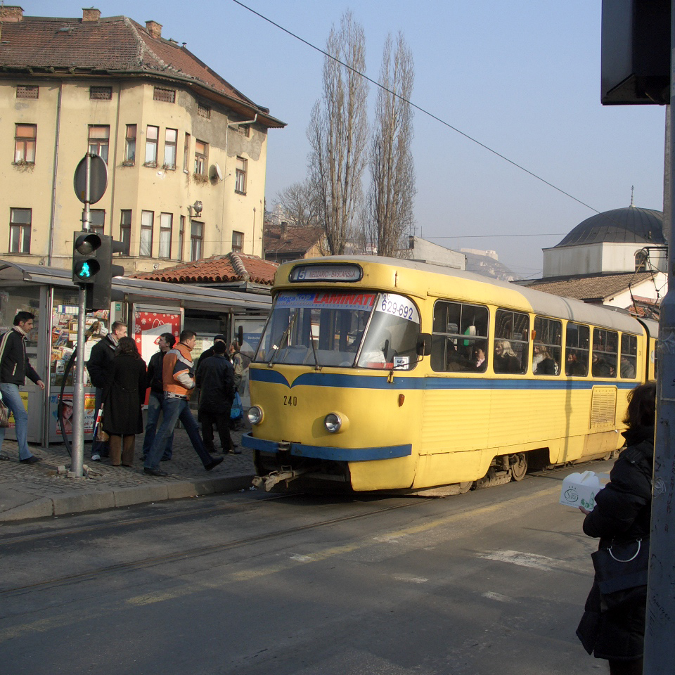 File:Sarajevo tatra tram.jpg - Wikimedia Commons