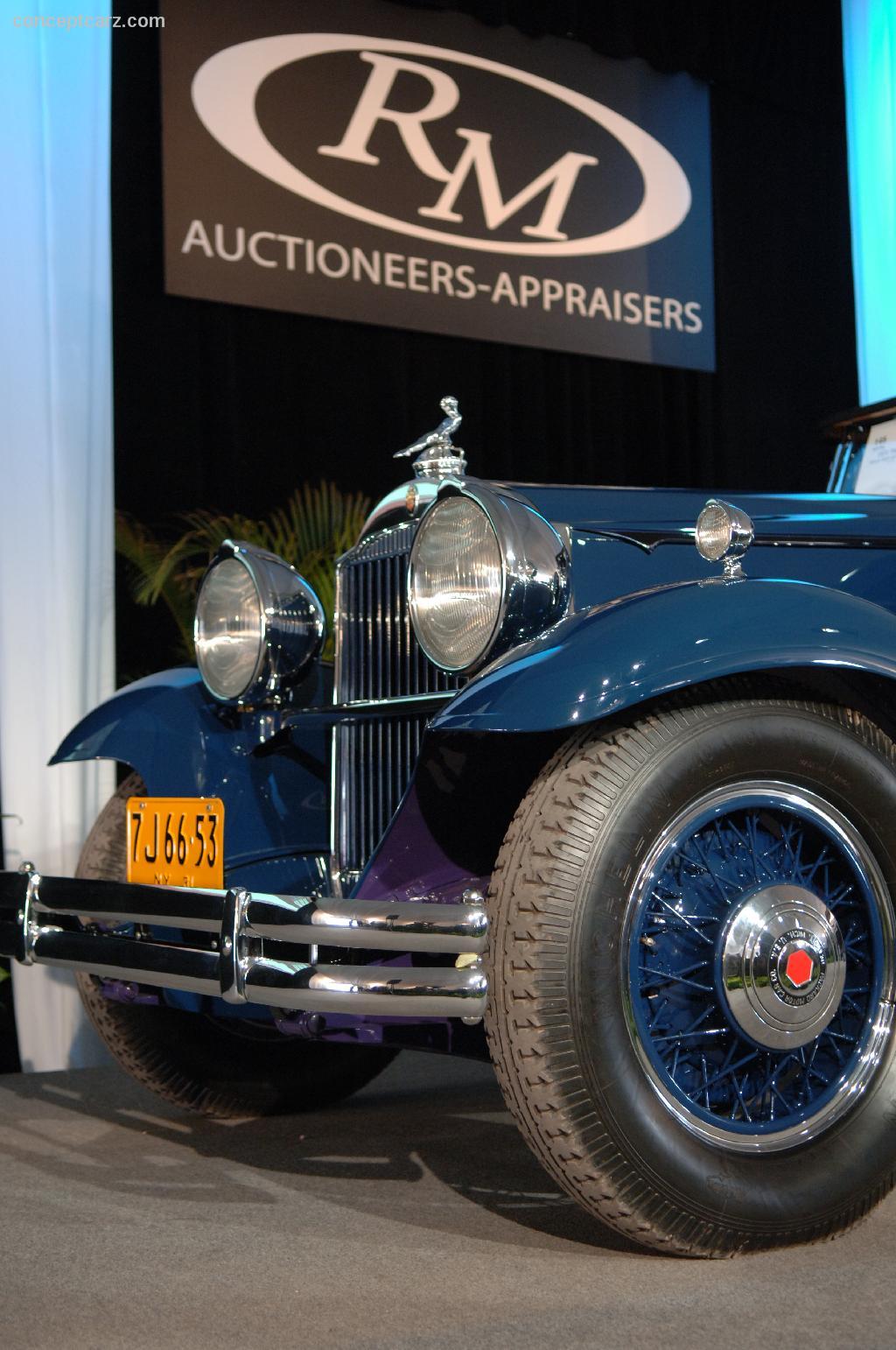 Packard De Luxe Eight