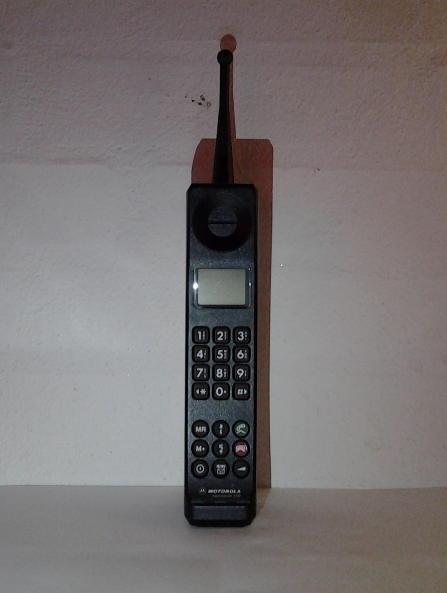 Motorola International 3300 (Digital) by ~Redfield-1982 on deviantART