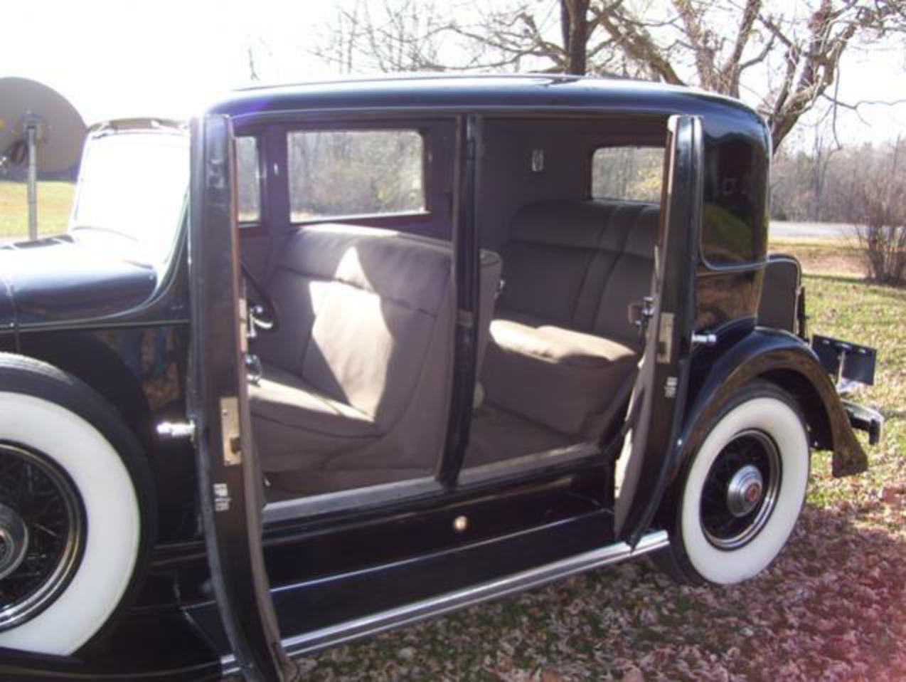 1933 Packard club sedan super 8 auction