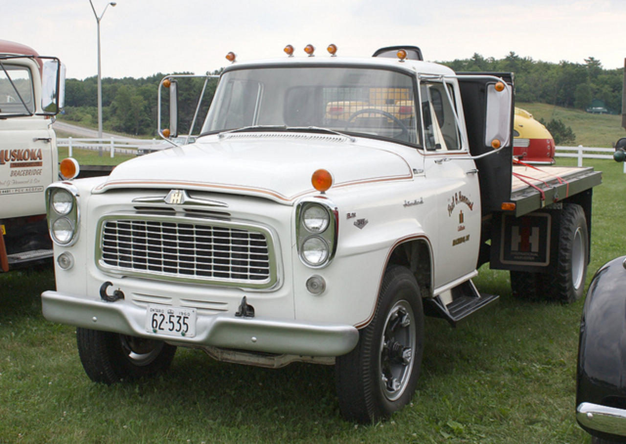 1960 International B-170 flatbed truck | Flickr - Photo Sharing!