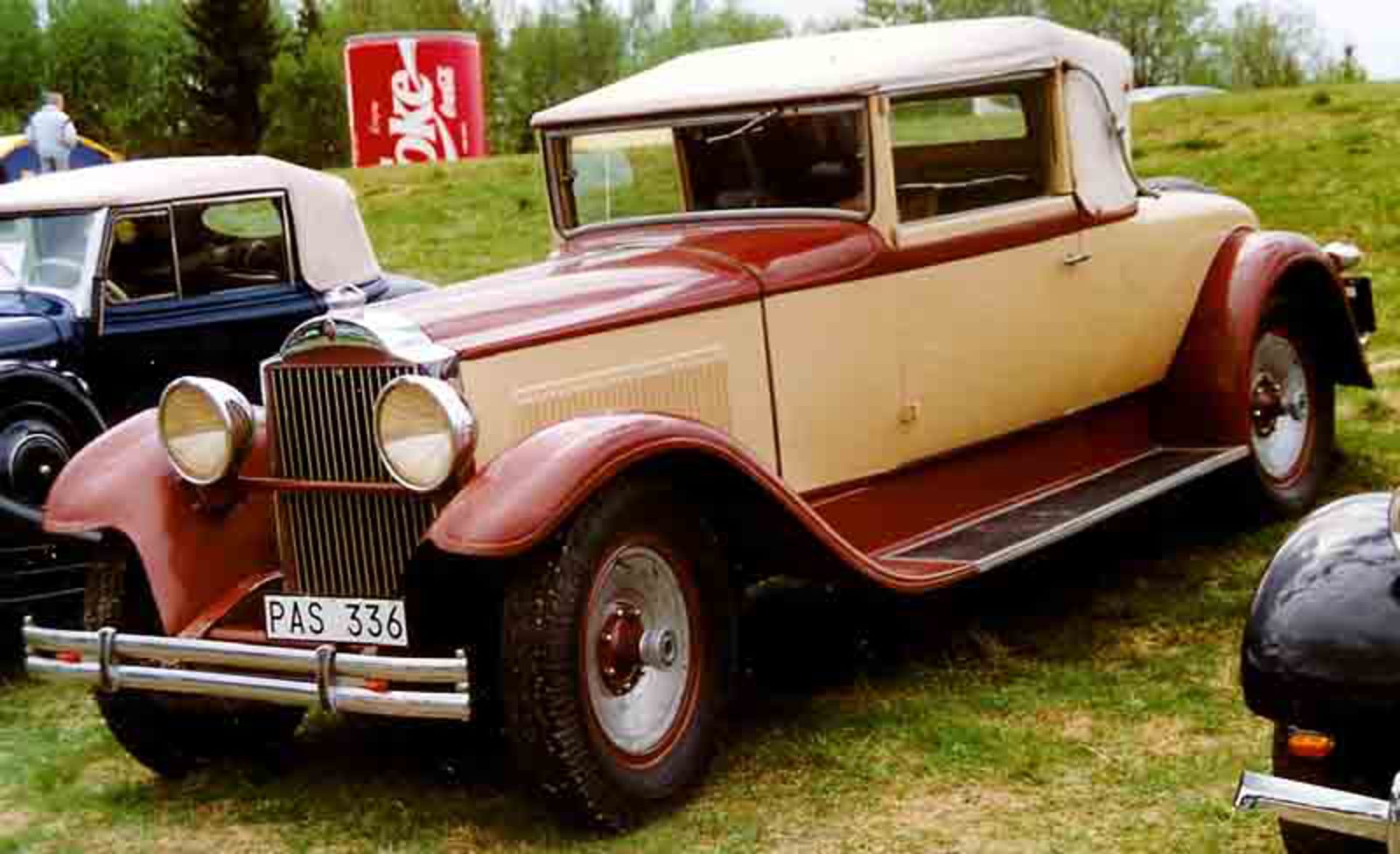 File:Packard Convertible Coupe 1930.jpg - Wikimedia Commons