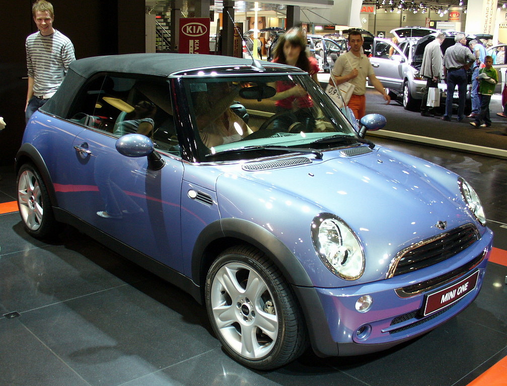 File:Mini One Cabrio.JPG - Wikimedia Commons