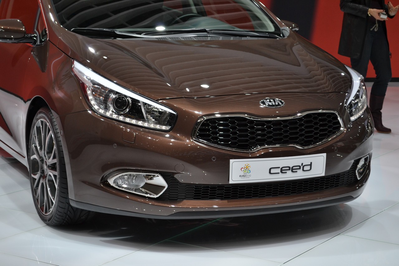 The Kia Cee'd moves into production stages