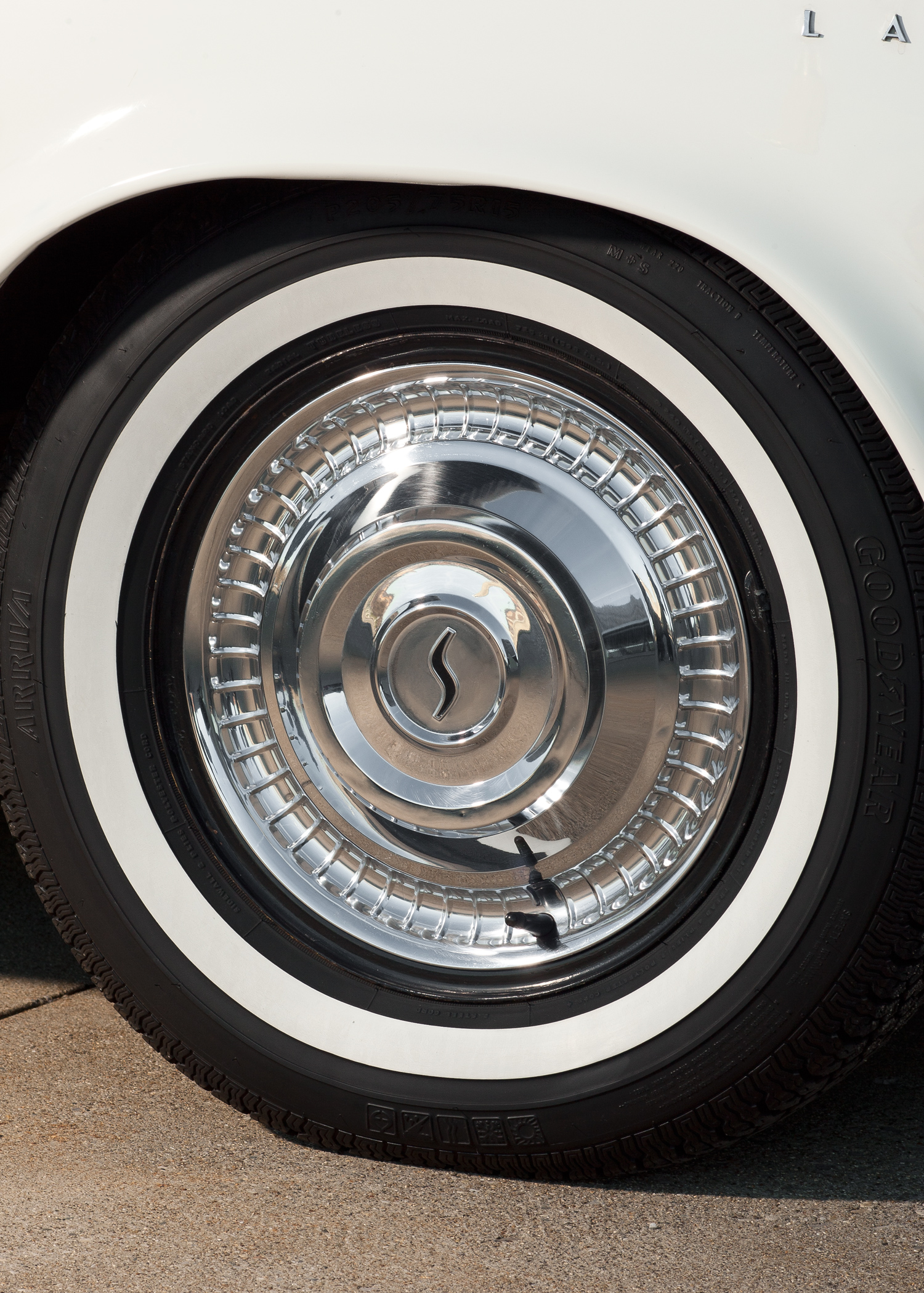 1962 Studebaker Lark Wagonaire Daytona Wheel Photo 13