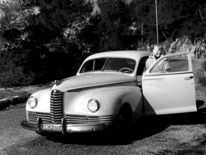 IMCDb.org: 1947 Packard Clipper De Luxe [2111] in "Les femmes s'en ...