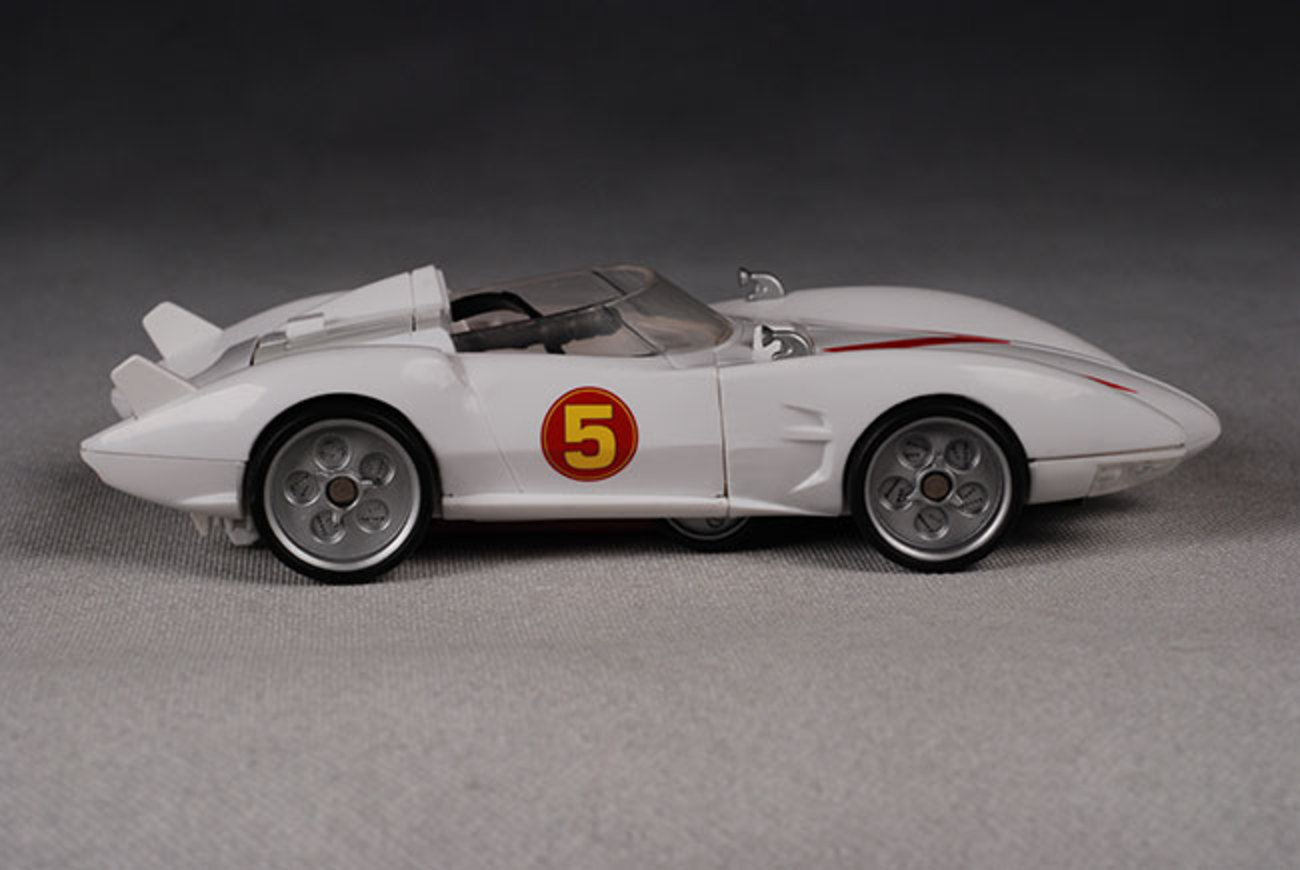 Movie Deluxe Mach 5 and Speed Racer action figure - Another Pop ...