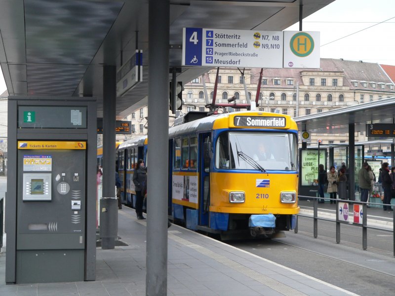 An old Tatra tram in Leipzig, Line 7 - Rail-