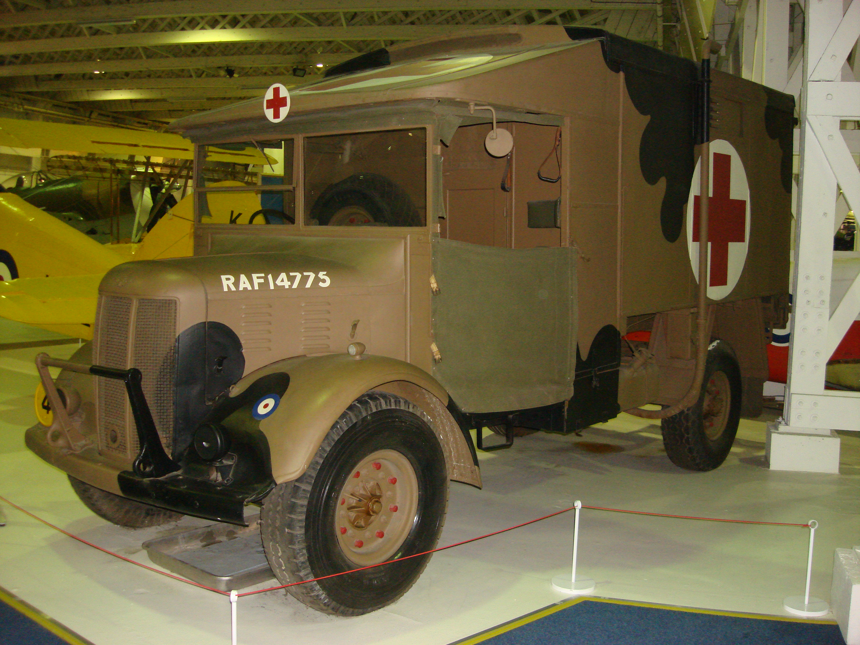 File:Austin K2 Ambulance.jpg - Wikimedia Commons