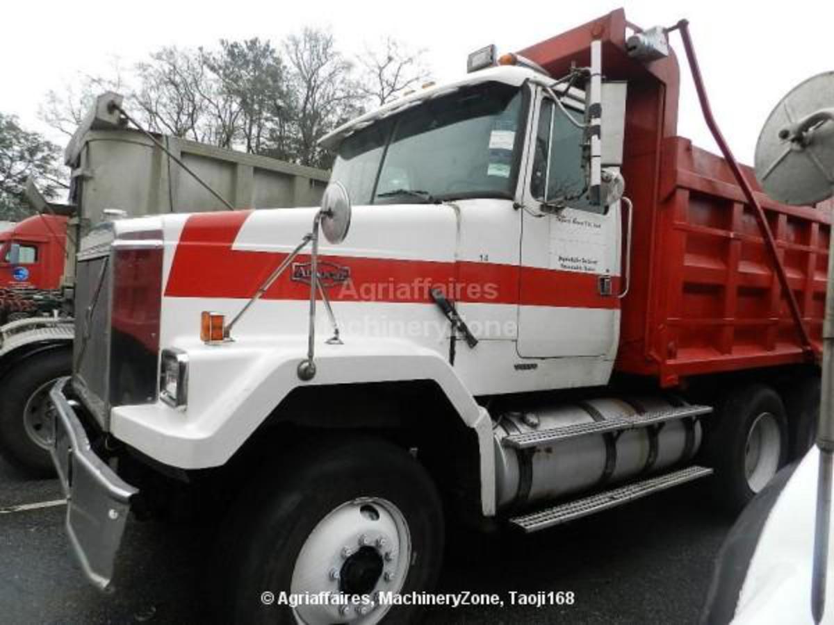 Truck Autocar AT64F of 2000, 19916 EUR for sale - MachineryZone