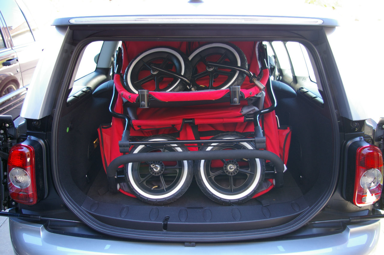 2008 MINI Cooper Clubman with double stroller
