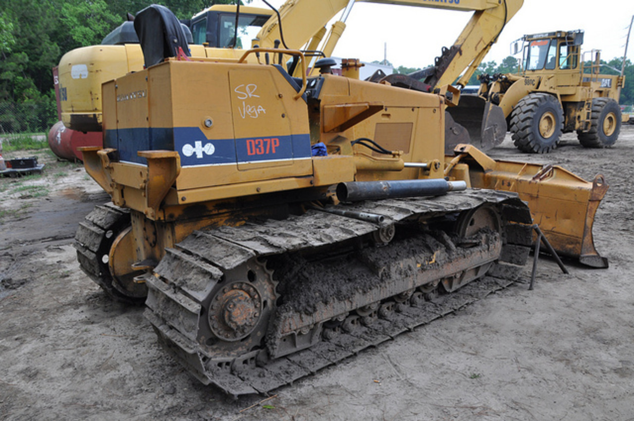 Komatsu D37 Bulldozer dismantled by Big Iron | Flickr - Photo Sharing!