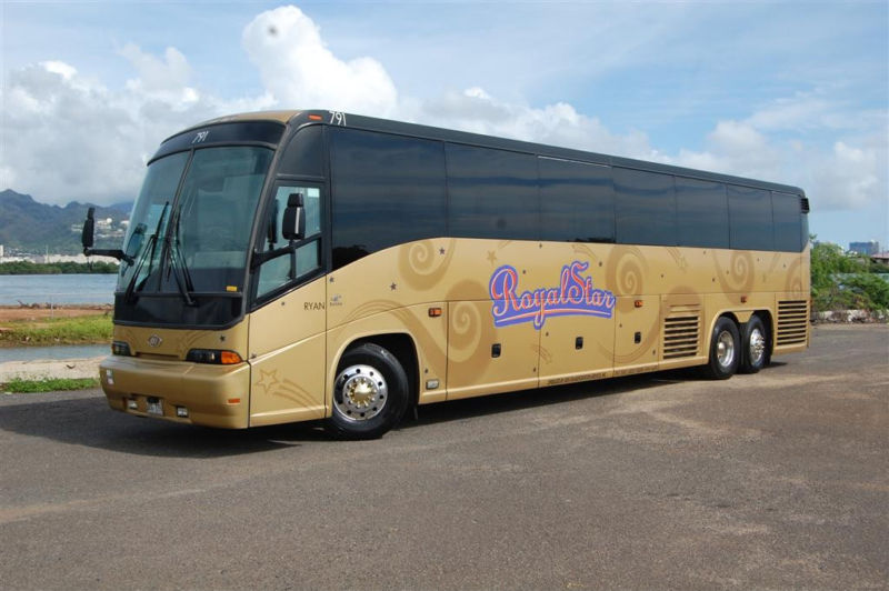 2003 MCI E4500 WHEELCHAIR LIFT Motorcoach Bus in Buses | eBay Motors