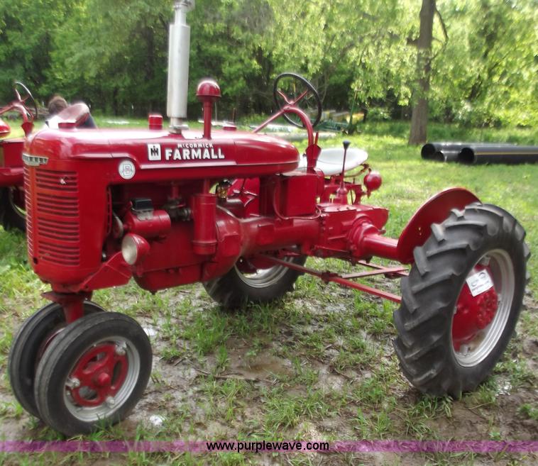 McCormick Farmall B Culti-Vision tractor | no-reserve auction on ...