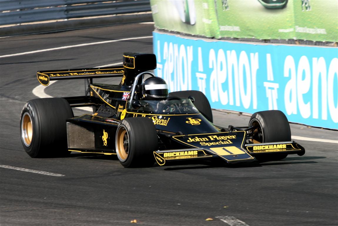Lotus Racing F1 â€“ The Black and Gold Returns! (