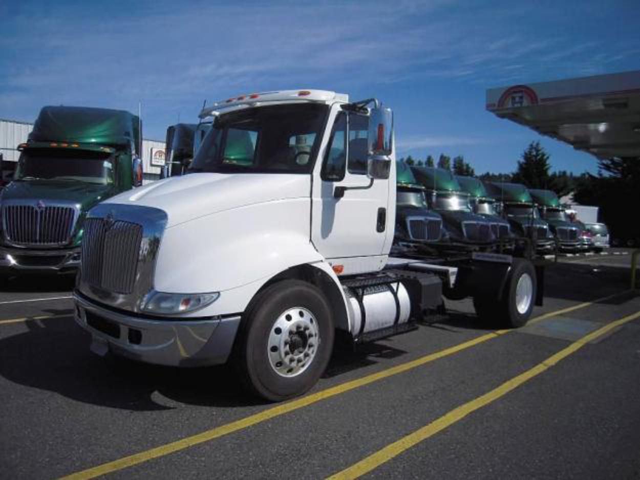 International 8600 2006 - Trucks - Commercial Vehicles