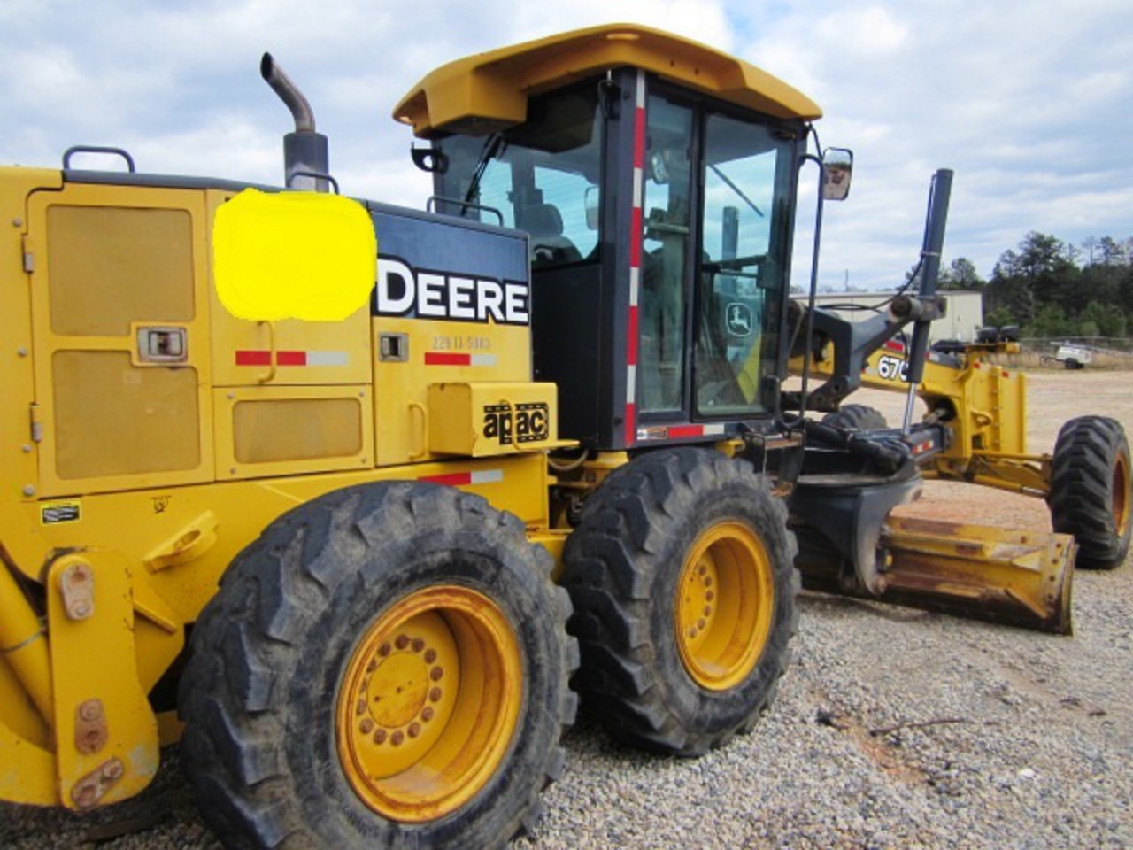 John Deere 670D | Extreme Machinery Sales and Export