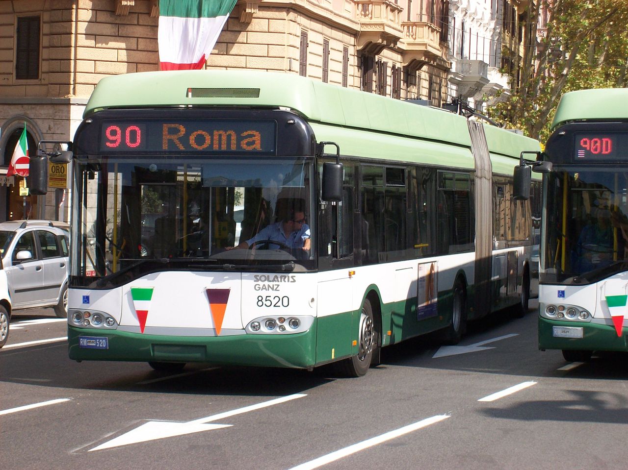 File:2010-09-19 Solaris Ganz Trollino ATAC 8520 Linea 90 Roma.jpg ...