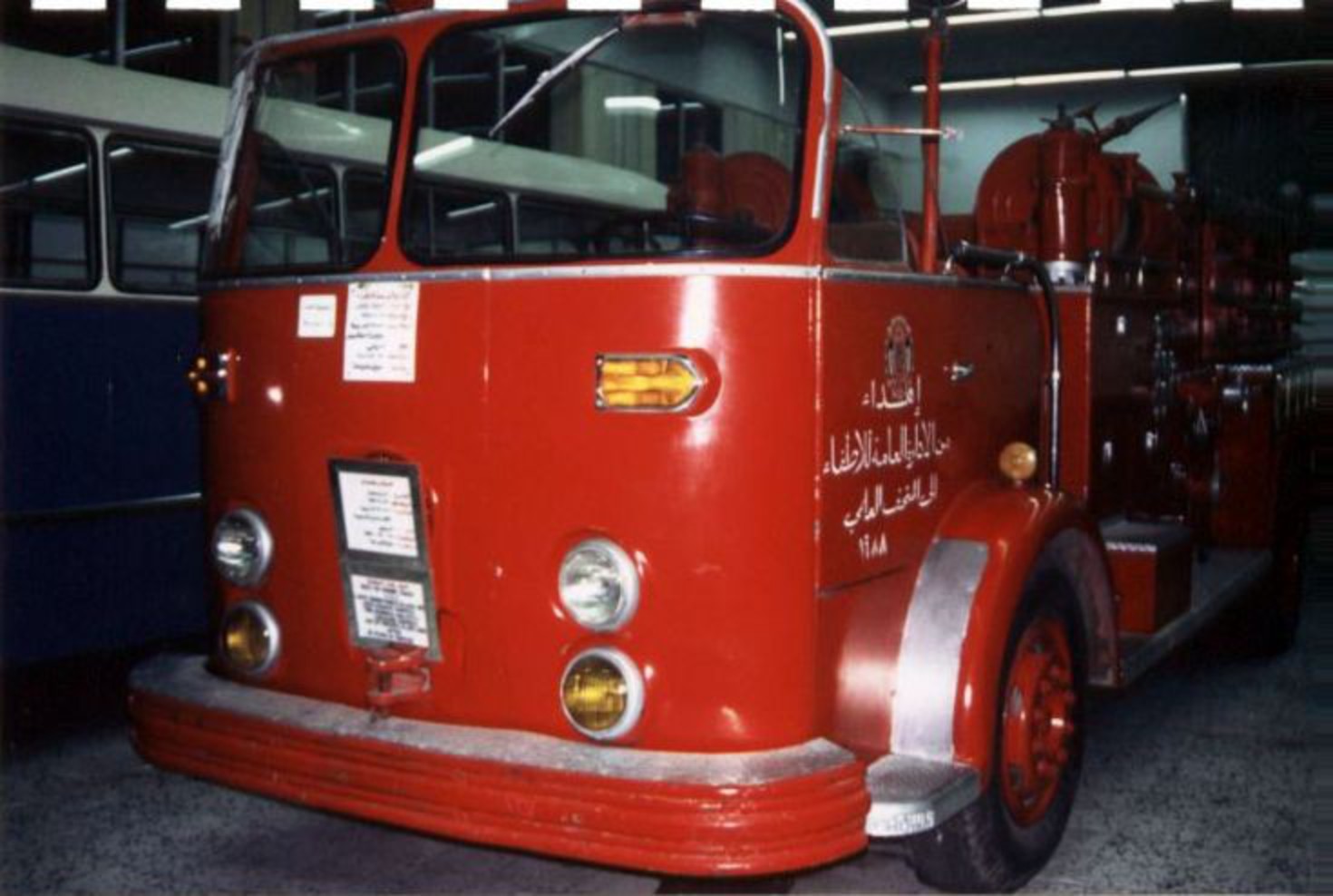 Fire Engines Photos - Kuwait Crown pumper