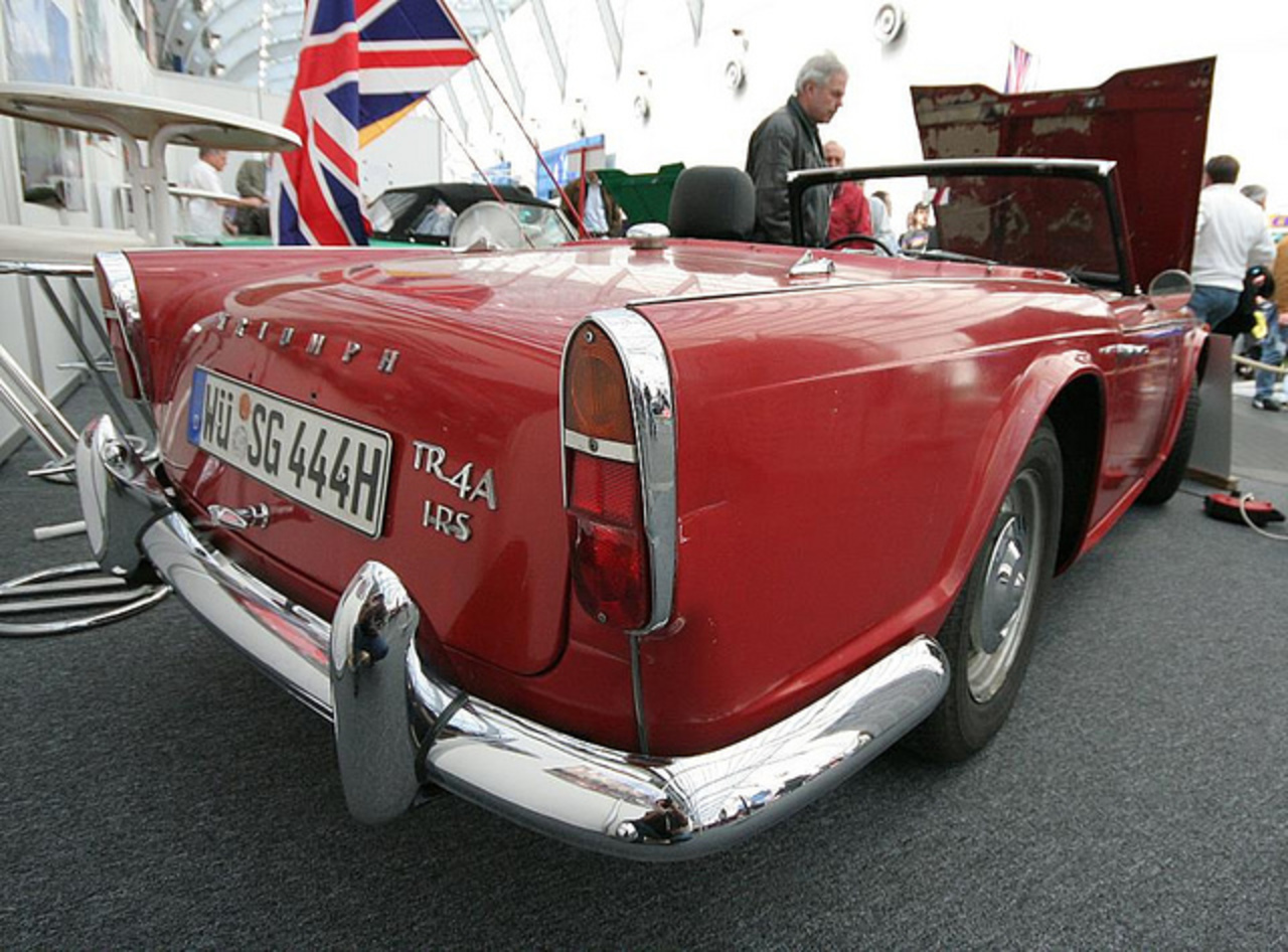 TCE2010 - Triumph TR 4A IRS - 04 | Flickr - Photo Sharing!