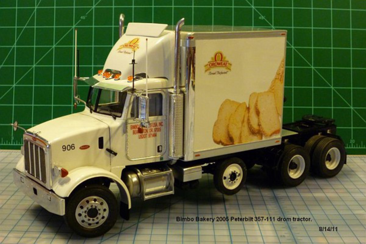 Peterbilt 357-111: Photo gallery, complete information about model ...