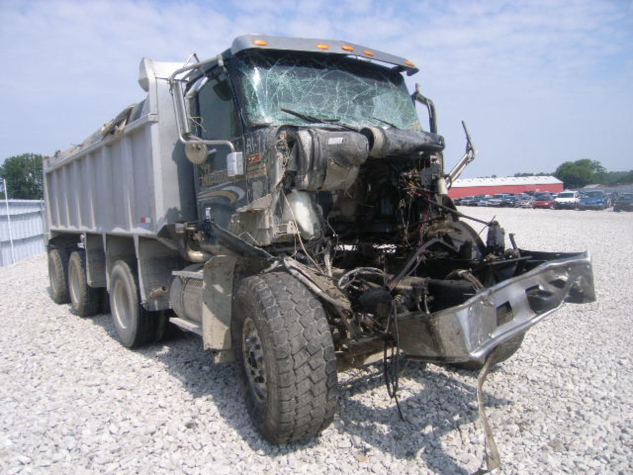 2006 International 5600I Permit Irrepairable Title Tractor for ...