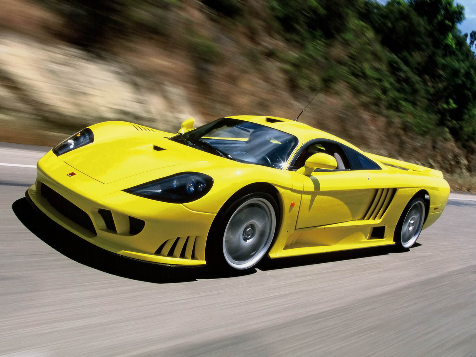 Saleen S7 Twin Turbo - The World's Top 4 Fastest Car