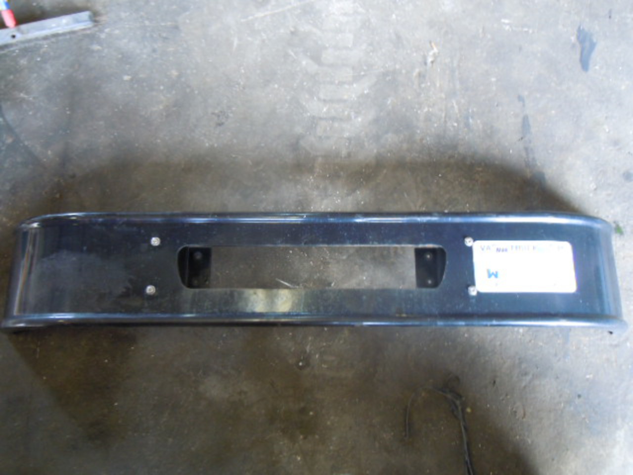 06 International CF500 Front Bumper | Busbee's Trucks and Parts