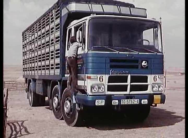 IMCDb.org: 1973 Pegaso 1083 in "Los Camioneros, 1973"