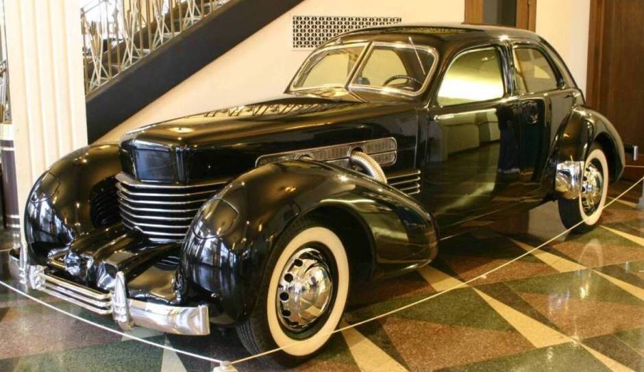 1937 Cord 812 Beverly Sedan