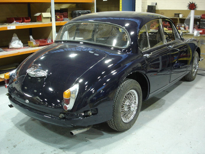 Daimler V8 250 Restoration - Car Welding Hampshire, Classic Car ...