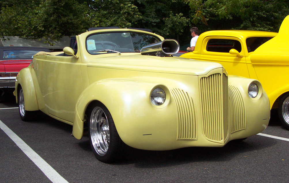 1941 Packard Convertible Pearl Yellow