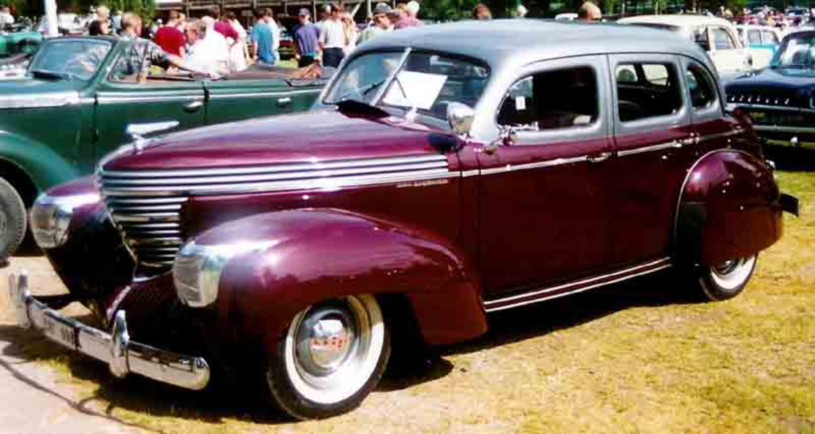 Hudson Model 93 sedan: Photo gallery, complete information about ...