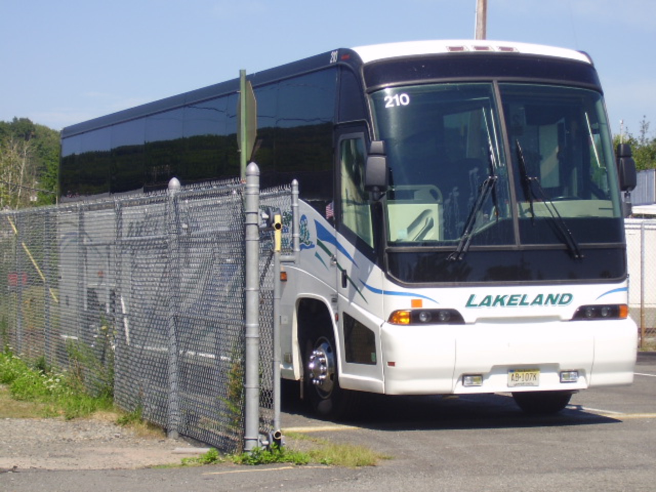 Lakeland Bus Lines, Dover New Jersey - Regional Transit Systems ...