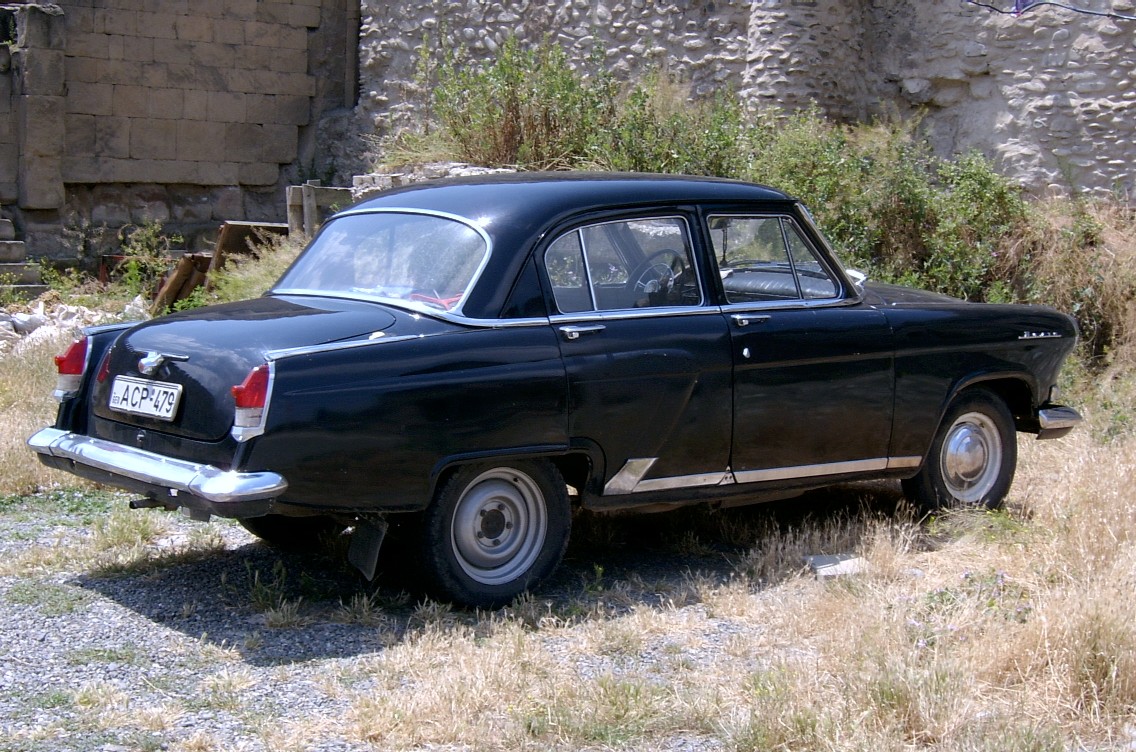 File:GAZ-21 "Volga" (rear view).jpg - Wikimedia Commons