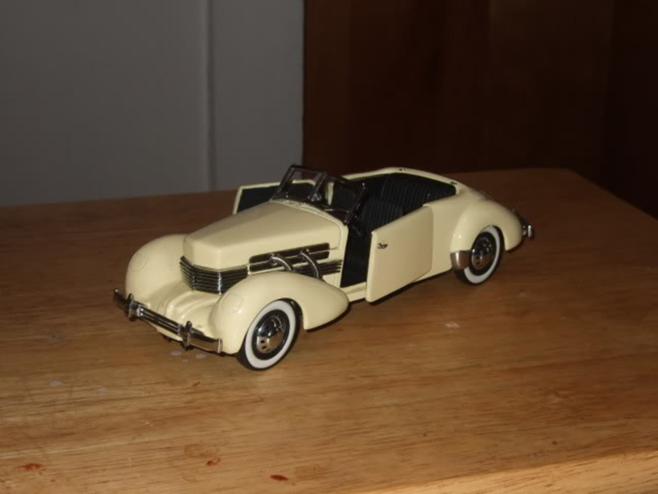 1937 Cord Convertible (Lindberg) - Autos - Modeling Subjects ...