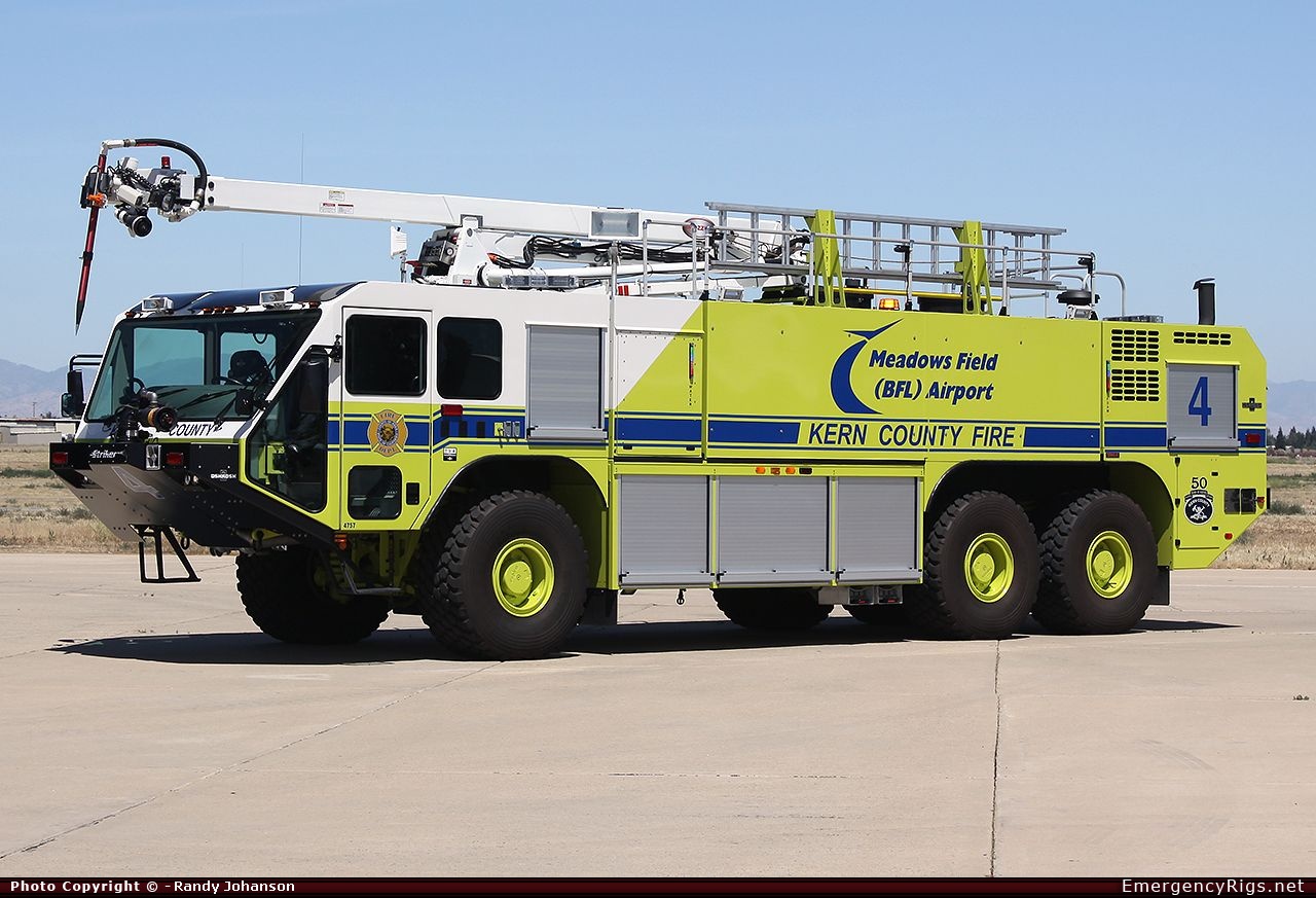 Fire Truck Photos - Oshkosh Truck Corporation - Striker 3000 ...