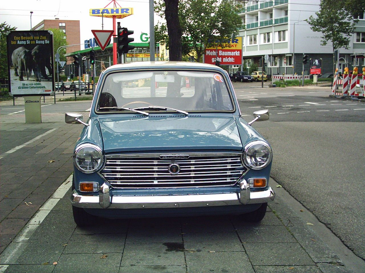 File:Austin 1300 (front).jpg - Wikimedia Commons