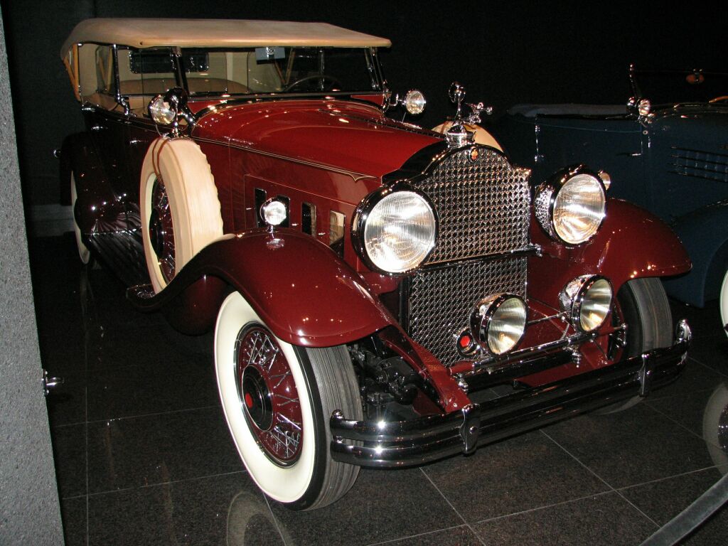 Packard 840 Deluxe Eight Phaeton â€“ United States