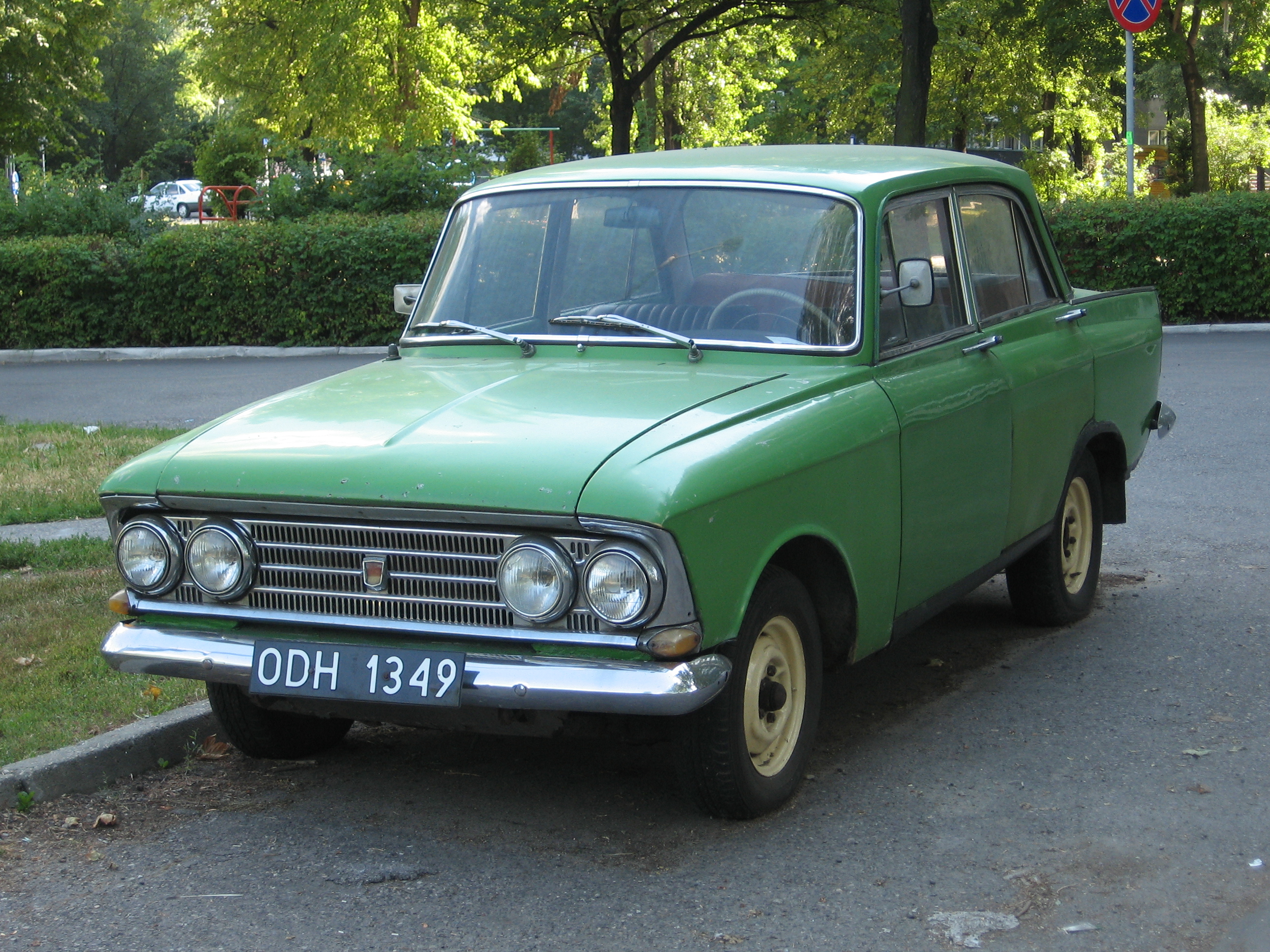 File:Moskvich green front.jpg - Wikimedia Commons