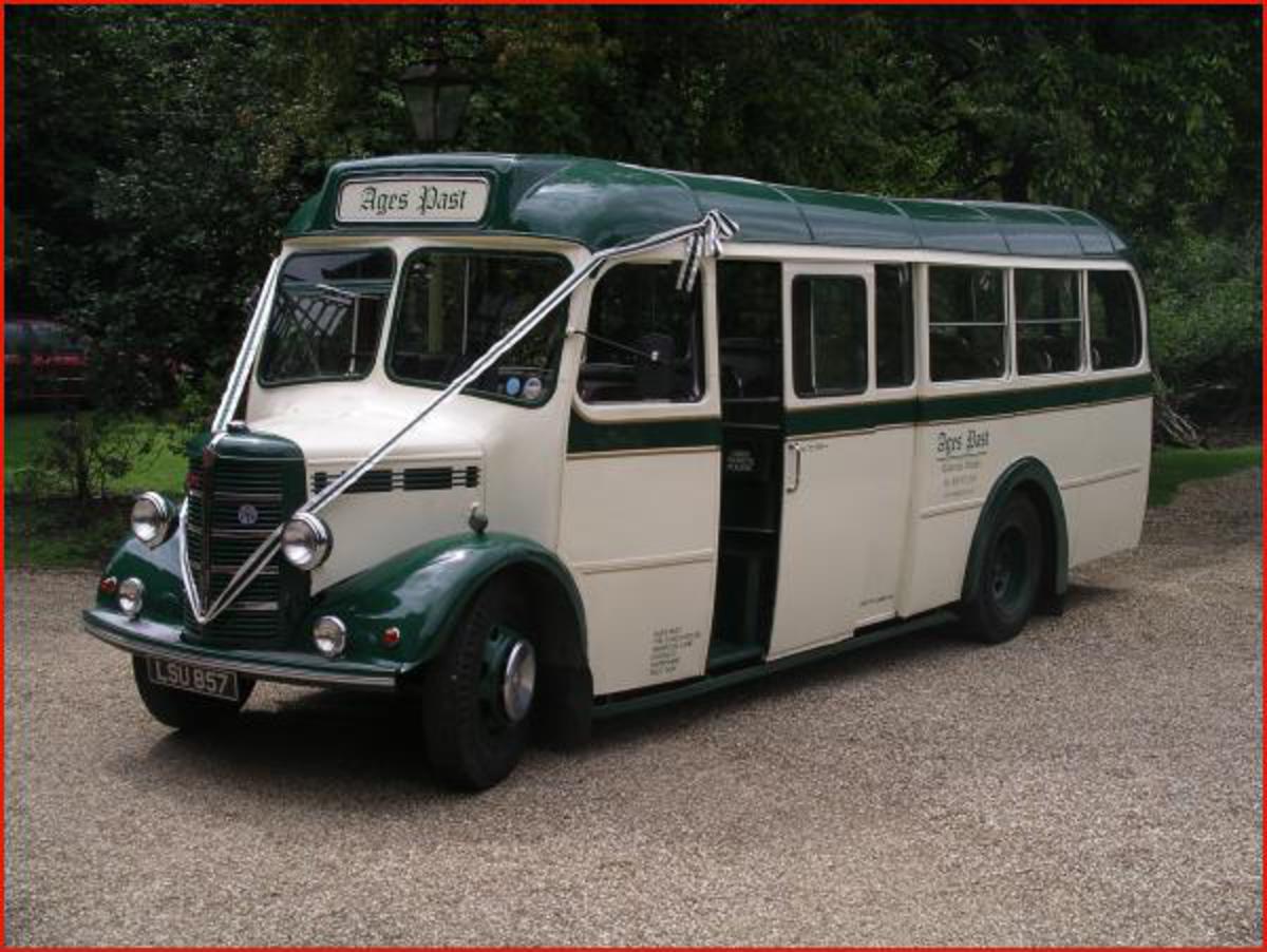 1946 Bedford O.B. 28 seater single decker bus - historical bus ...