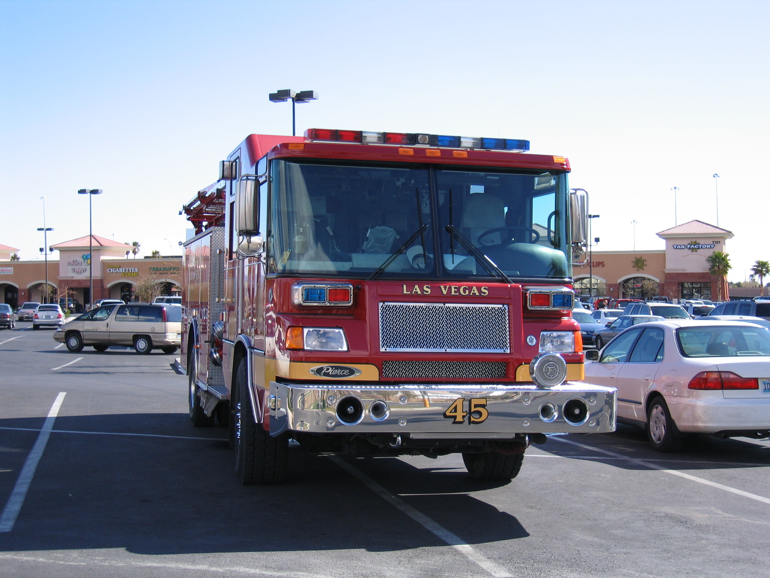 File:Las Vegas fire engine.JPG - Wikimedia Commons